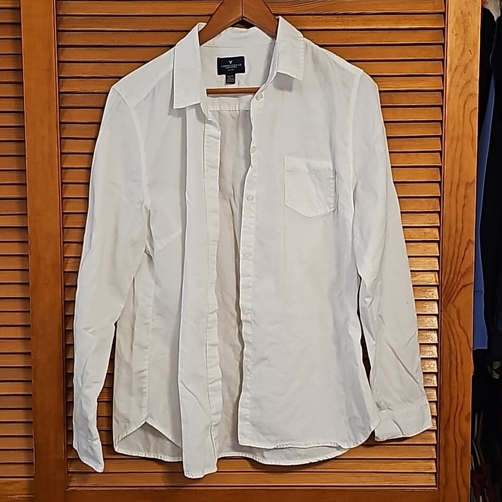 Ladie's American Eagle XL Button-down Top